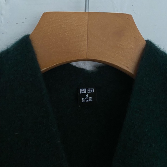 Uniqlo WOOL sweater - Picture 6 of 7